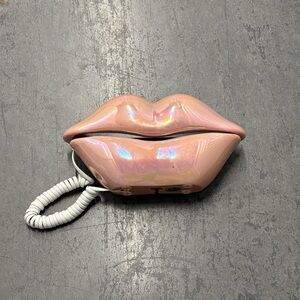 Y2K Bratz Lip Telephone
